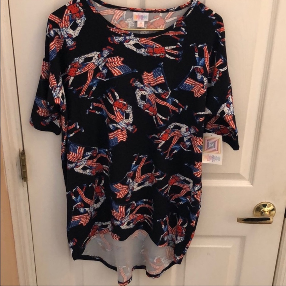 LULAROE NWT Irma patriotic top size XS flags red